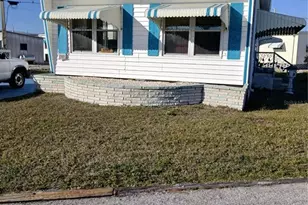 1707 Iowa Ave, Bradenton, FL 34207 - Photo 1