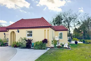 916 W Faith Cir, Bradenton, FL 34212 - Photo 1