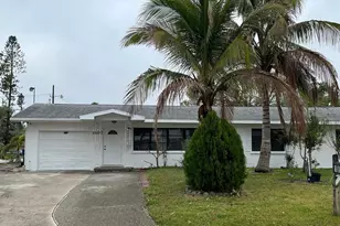 1807 48th Ave W, Bradenton, FL 34207 - Photo 1