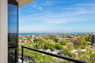 1211 Gulf of Mexico Dr, Longboat Key, FL 34228 - Photo 1