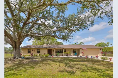 1210 67th Street Court E, Bradenton, FL 34208 - Photo 1