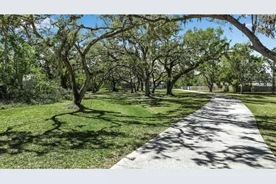 6510 24th Avenue E, Bradenton, FL 34208 - Photo 1