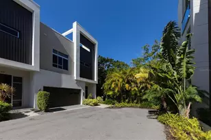 241 Cosmopolitan Ct, Sarasota, FL 34236 - Photo 1