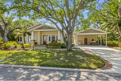 325 12th Avenue W, Palmetto, FL 34221 - Photo 1