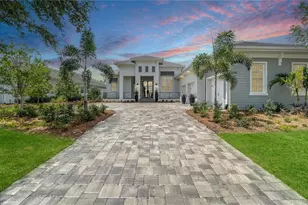 8348 Catamaran Cir, Lakewood Ranch, FL 34202 - Photo 1