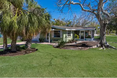 640 Fox Street, Longboat Key, FL 34228 - Photo 1