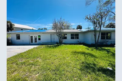 305 59th St, Holmes Beach, FL 34217 - Photo 1