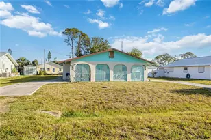 270 E Langsner St, Englewood, FL 34223 - Photo 1