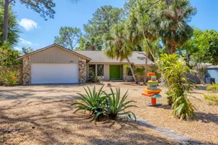 480 58th St, Sarasota, FL 34243 - Photo 1