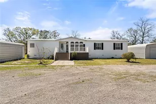 21884 Whitfield Pl, O'Brien, FL 32071 - Photo 1