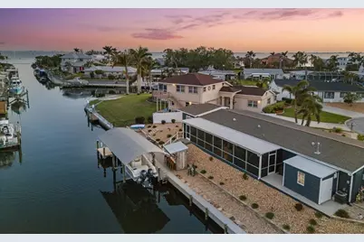 303 Bryn Mawr Island, Bradenton, FL 34207 - Photo 1