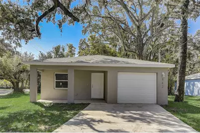 842 31st Avenue E, Bradenton, FL 34208 - Photo 1