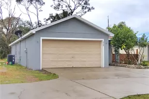 2309 30th Ave W, Bradenton, FL 34205 - Photo 1