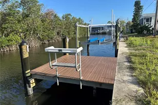 196 Bimini Dr, Palmetto, FL 34221 - Photo 1