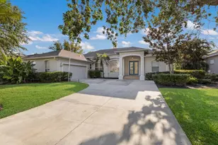 1217 92nd St NW, Bradenton, FL 34209 - Photo 1