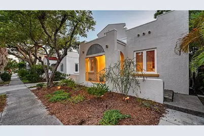 512 Madison Court, Sarasota, FL 34236 - Photo 1