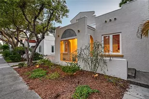 512 Madison Ct, Sarasota, FL 34236 - Photo 1