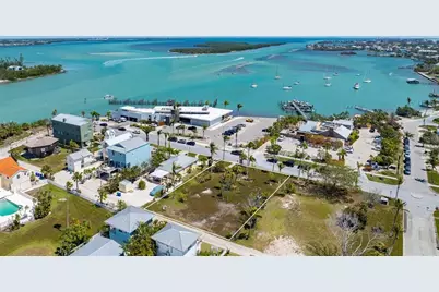 771 Broadway Street, Longboat Key, FL 34228 - Photo 1