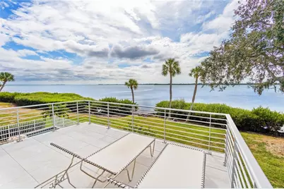 55 Tidy Island Boulevard, Bradenton, FL 34210 - Photo 1