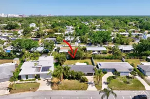 2307 Valencia Dr, Sarasota, FL 34239 - Photo 1