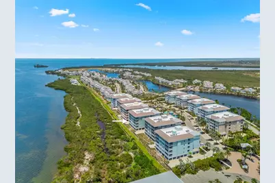 388 Aruba Circle #103, Bradenton, FL 34209 - Photo 1