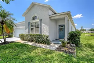 12339 Hollybush Terrace, Lakewood Ranch, FL 34202 - Photo 1