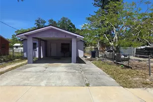 519 36th Ave E, Bradenton, FL 34208 - Photo 1