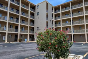 3744 Lake Bayshore Dr, Bradenton, FL 34205 - Photo 1