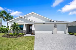 18428 Dayspring Pl, Venice, FL 34293 - Photo 1
