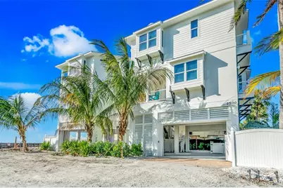 2500 Gulf Drive N, Bradenton Beach, FL 34217 - Photo 1