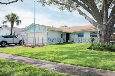 1004 65th Avenue W, Bradenton, FL 34207 - Photo 1