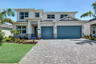 17723 Palmiste Dr, Bradenton, FL 34202 - Photo 1