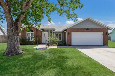 613 E 49th Street E, Bradenton, FL 34208 - Photo 1