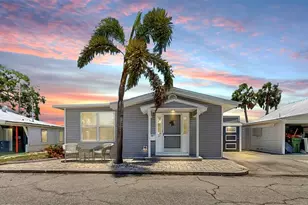 17 Braden Castle Dr, Bradenton, FL 34208 - Photo 1