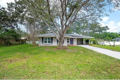 719 32nd Avenue W, Palmetto, FL 34221 - Photo 1