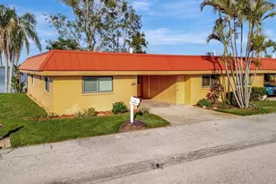 3853 Catalina Dr, Bradenton, FL 34210 - Photo 1