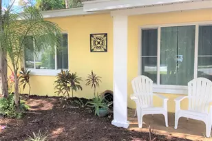 2275 Hawthorne St, Sarasota, FL 34239 - Photo 1