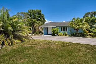 2216 Lake Shore Dr, Nokomis, FL 34275 - Photo 1