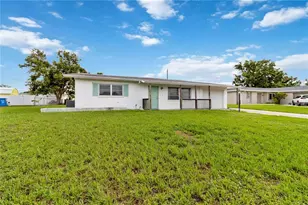 417 Glen Oak Rd, Venice, FL 34293 - Photo 1