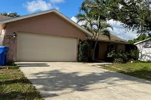 3710 31st Ave W, Bradenton, FL 34205 - Photo 1