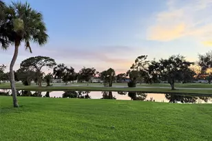 7110 Fairway Bend Ln, Sarasota, FL 34243 - Photo 1