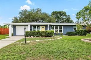 5685 36th Ave N, Saint Petersburg, FL 33710 - Photo 1