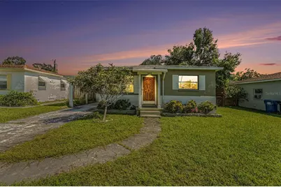 5028 Oxford Avenue N, Saint Petersburg, FL 33710 - Photo 1