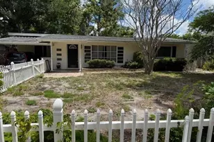 2451 Loma Linda St, Sarasota, FL 34239 - Photo 1