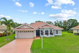 7115 39th Ln E, Sarasota, FL 34243 - Photo 1