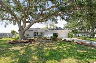 7308 17th Ave W, Bradenton, FL 34209 - Photo 1