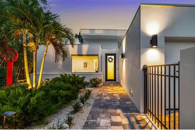 904 Virginia Drive, Sarasota, FL 34234 - Photo 1