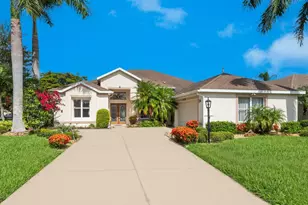 6754 W Country Club Ln, Sarasota, FL 34243 - Photo 1