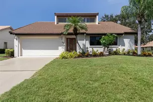 154 Inlets Blvd, Nokomis, FL 34275 - Photo 1