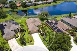 280 Dahlia Ct, Bradenton, FL 34212 - Photo 1